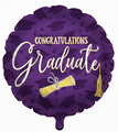 Le ballon de 17 po en feuille Glitter Diploma Grad - Purple de CTI est orné d'une casquette, d'un texte doré " Félicitations Graduate ", d'un diplôme et d'un pompon, ce qui en fait une décoration festive pour toute célébration de fin d'études.