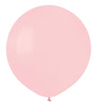 Un ballon en latex Gemar de 19 pouces, de couleur « Standard Marshmallow Powder Pink », issu d'un lot de 25, flotte avec élégance sur un fond blanc uni.