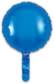 Sobre fondo blanco se muestra un globo redondo y brillante de color azul de la marca Oaktree (9", sólo para rellenar con aire y con válvula autosellante).