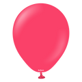 Un ballon en latex Kalisan de 12,7 cm, entièrement gonflé et brillant, de couleur rose magenta, avec une petite extrémité nouée, est présenté sur un fond blanc uni. Le mot « Kalisan » est imprimé près du nœud. Marque : Kalisan. Le sachet contient 50 ballons.