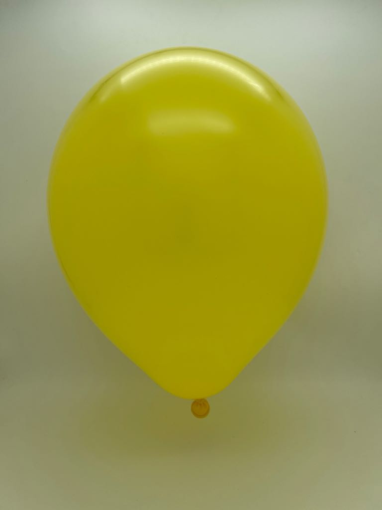 Inflated Balloon Image 18" Kalisan Latex Balloons Standard Yellow (25 Per Bag)
